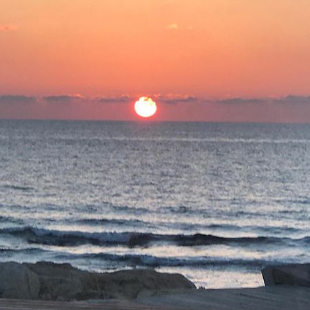 Haifa Almog Vip Hotel Sea View Apartments Ngoại thất bức ảnh