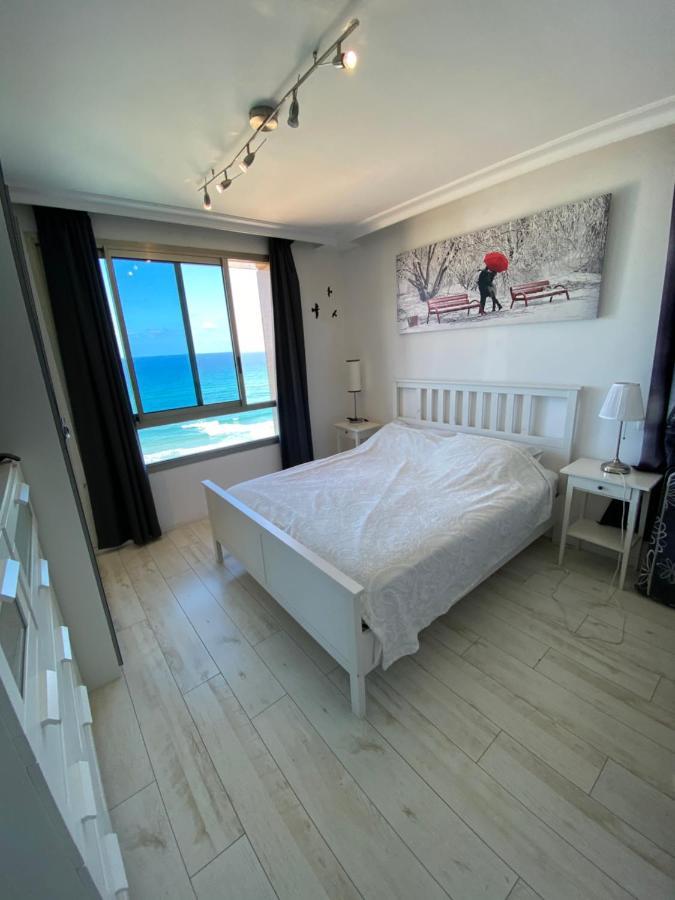 Haifa Almog Vip Hotel Sea View Apartments Ngoại thất bức ảnh