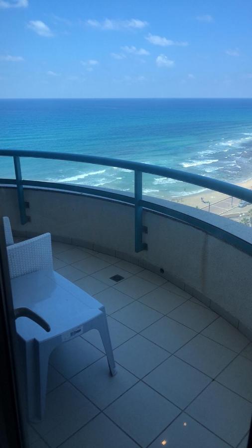Haifa Almog Vip Hotel Sea View Apartments Ngoại thất bức ảnh