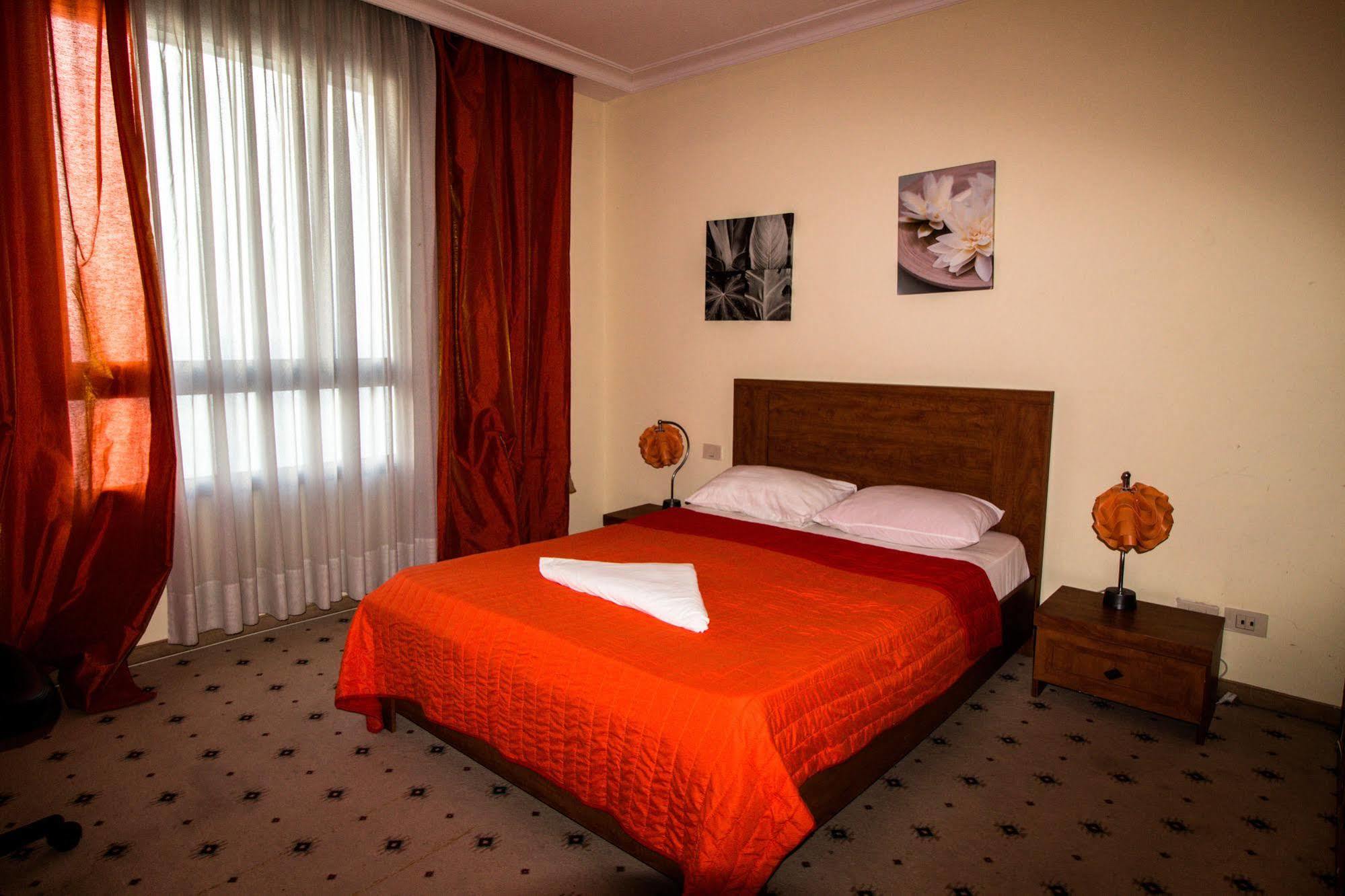 Haifa Almog Vip Hotel Sea View Apartments Ngoại thất bức ảnh